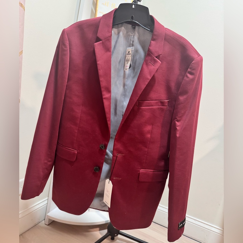 NWT Express men’s 36S/36C Slim Fit Suit Jacket Blazer | Burgundy color